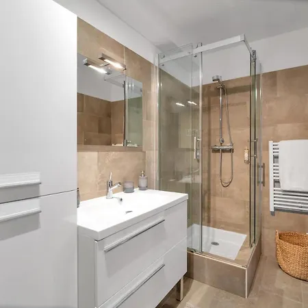 Apartmán Luxury 200 Meters From Place Des Lices