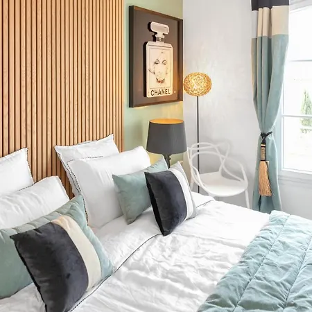 Luxury 200 Meters From Place Des Lices Appartamento